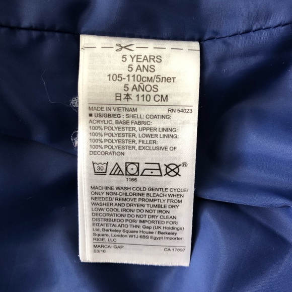 SOLD - GAP Red Warm Fall Winter Puffer Snap Pocket Full Zipper Puffy Vest Size 5 - Picture 9 of 12